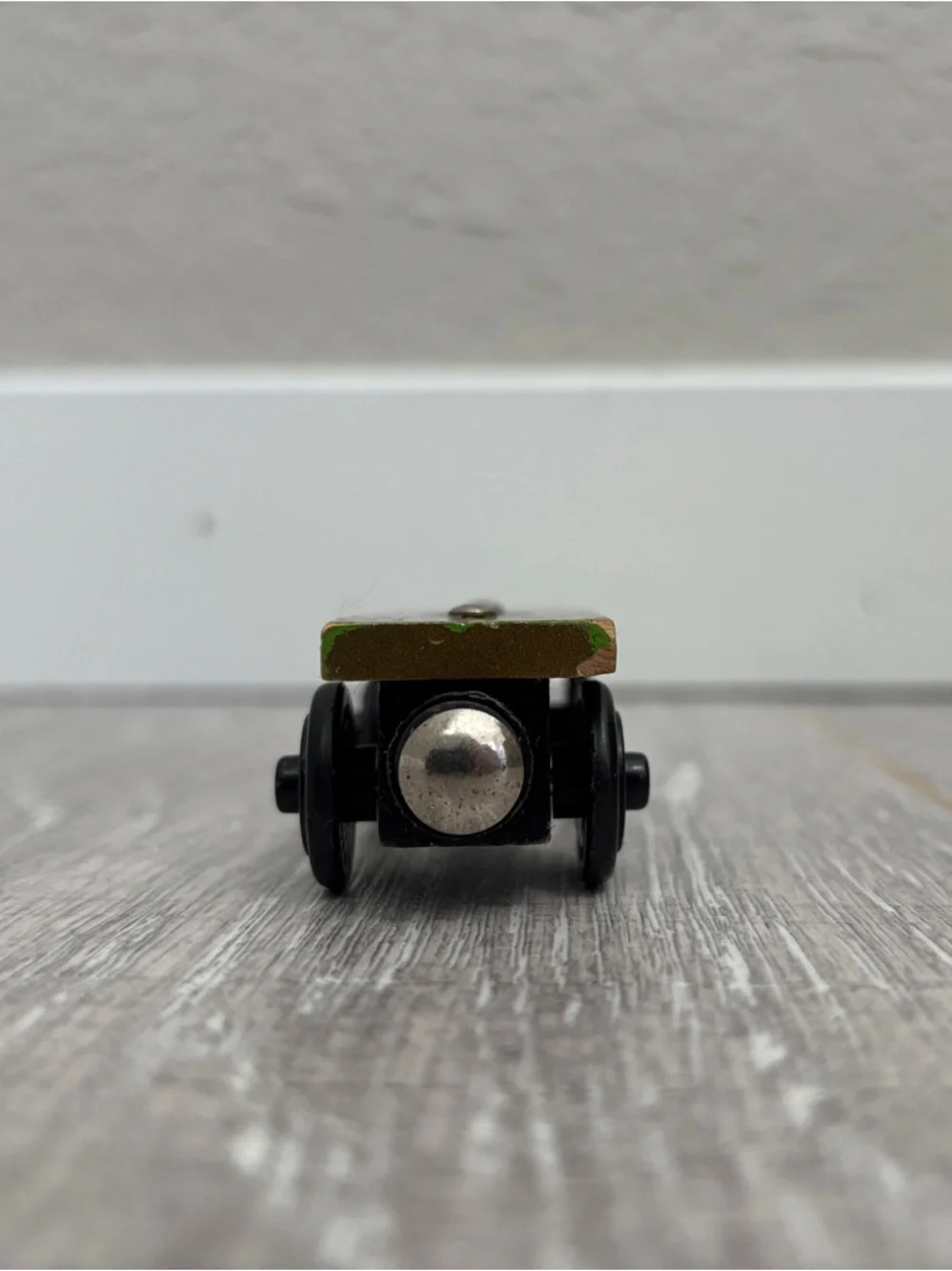 Gold Wooden Flatbed - Thomas & Friends